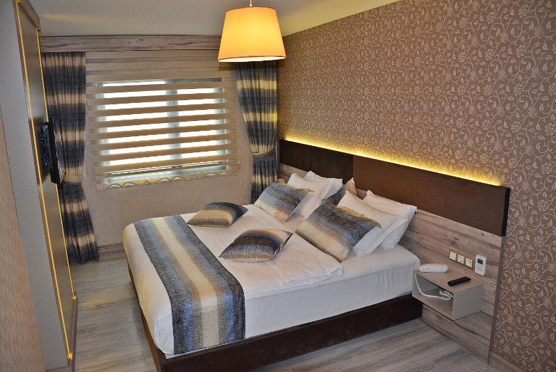 61 Park Otel - Oda