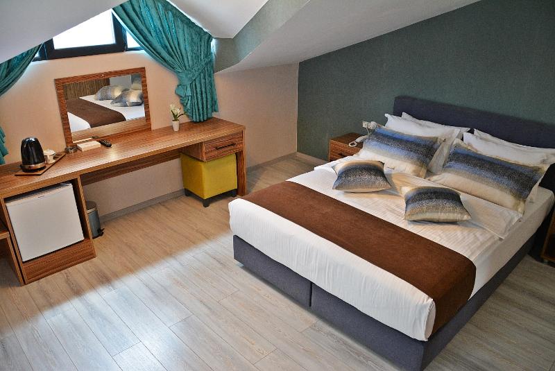 61 Park Otel - Oda