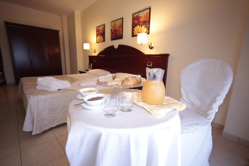 Club Hotel Kennedy - Oda