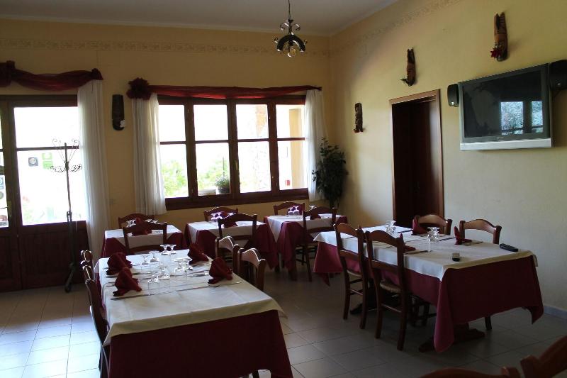 Ostello su Mannau - Restoran