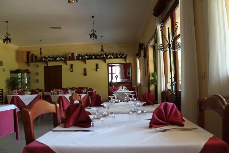 Ostello su Mannau - Restoran