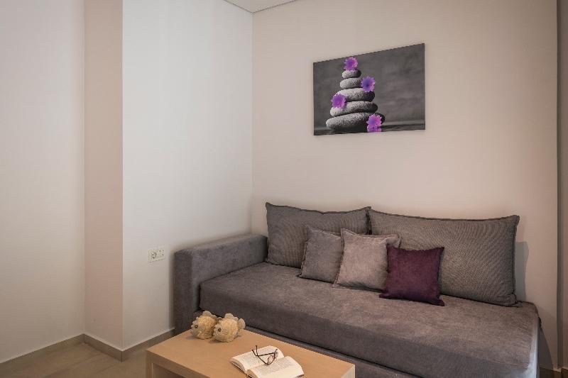 Trianon Luxury apartments and Suites - Oda