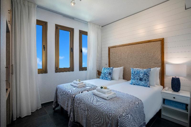 Chris Le Mare Luxury Villa - Oda