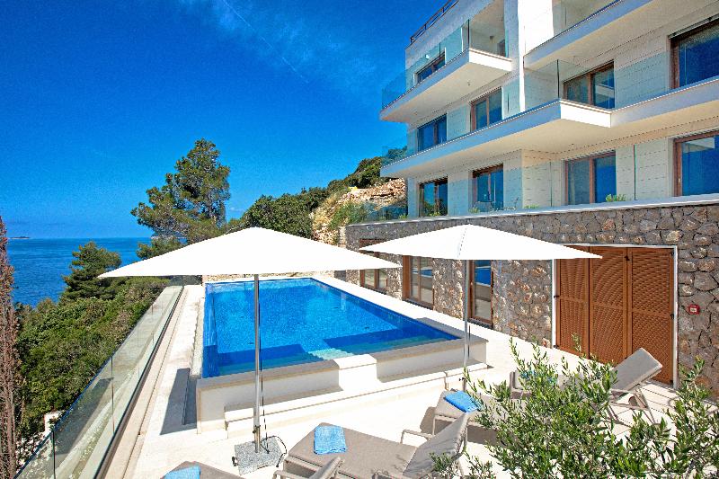 Villa Malo More - Genel