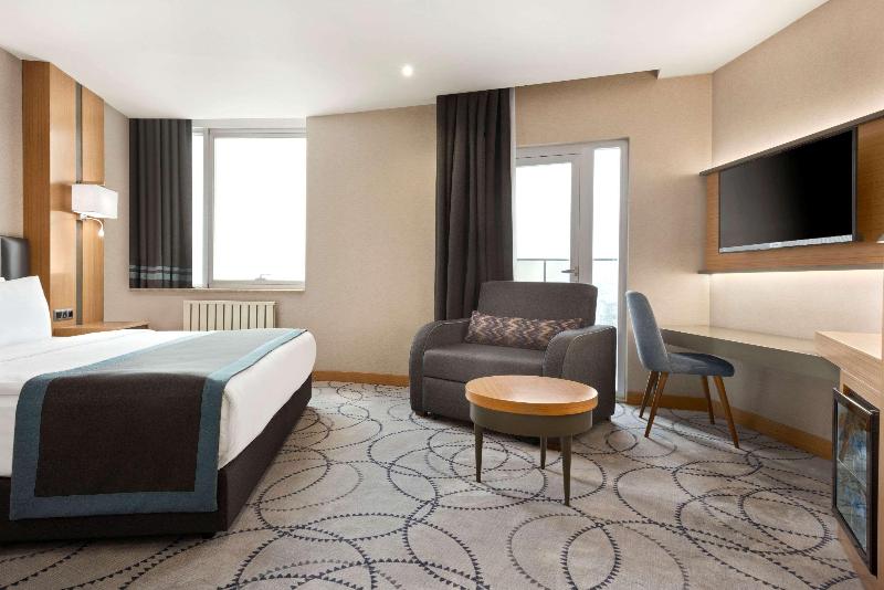 Ramada By Wyndham Bursa Nilufer - Oda