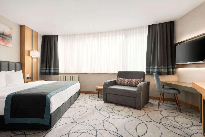 Ramada By Wyndham Bursa Nilufer - Oda