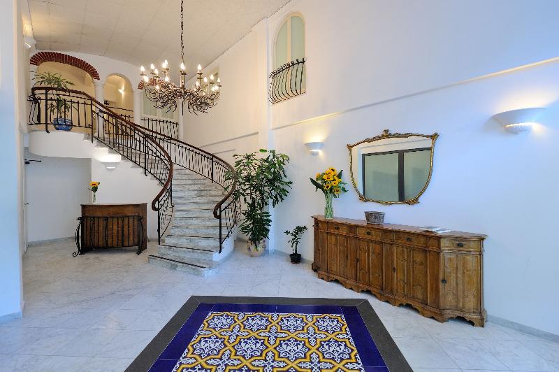 Apartments Amalfi City Centre - Lobi