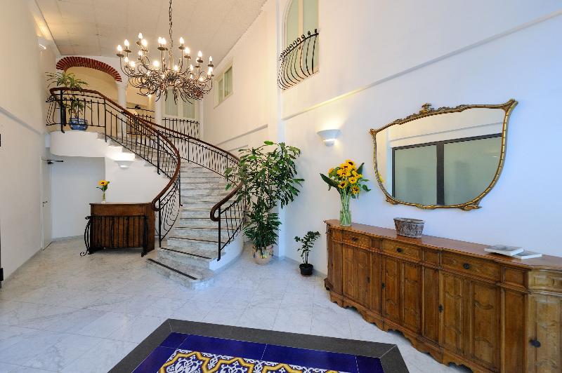 Apartments Amalfi City Centre - Lobi