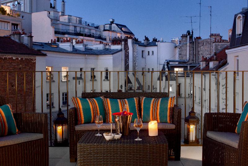 Hotel Les Jardins de Mademoiselle - Teras