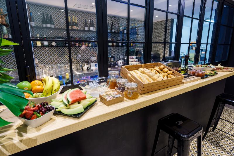 The Walt Madrid - Bar