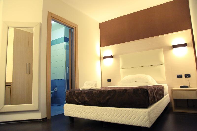 Hotel Sogni D'Oro Airport - Oda