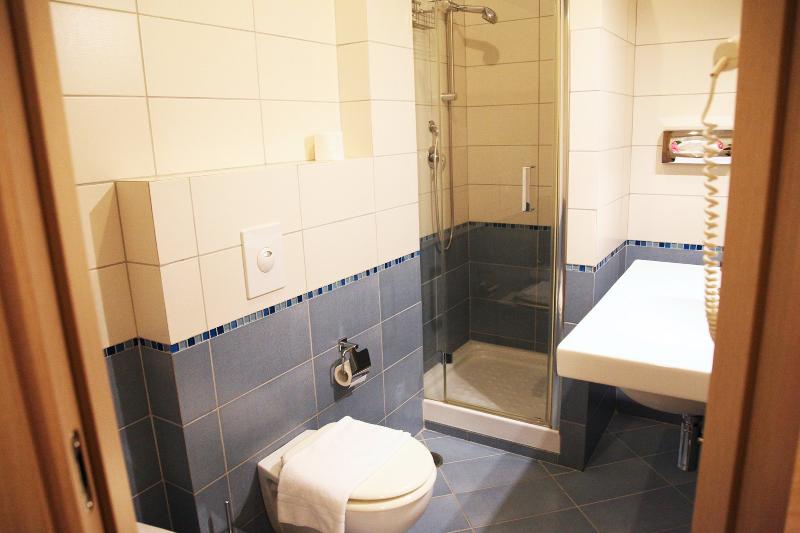 Hotel Sogni D'Oro Airport - Oda