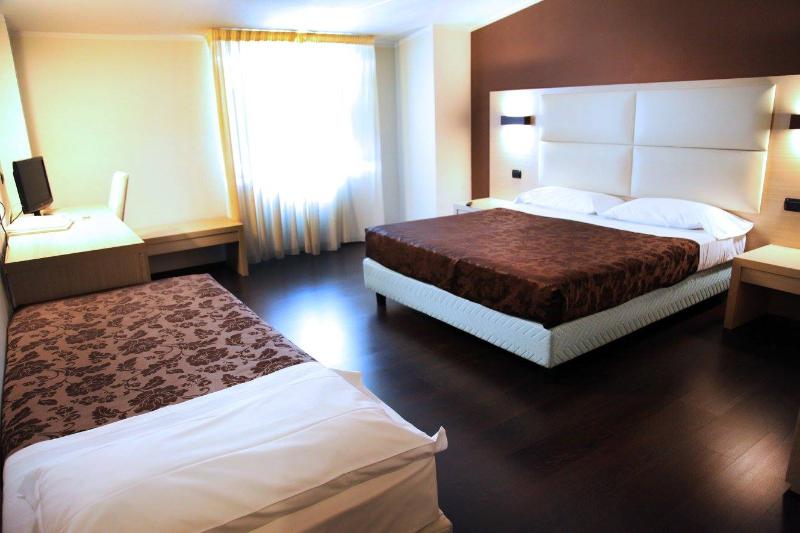 Hotel Sogni D'Oro Airport - Oda