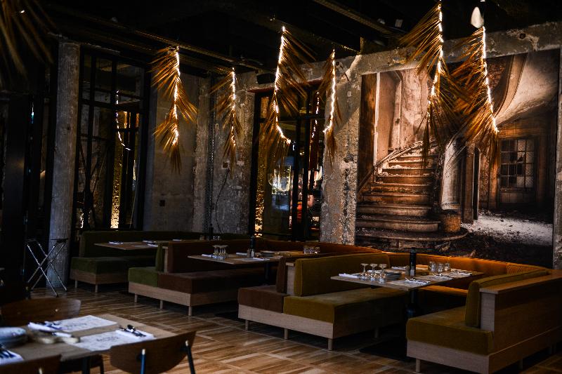 La Folie Douce Hotels - Restoran