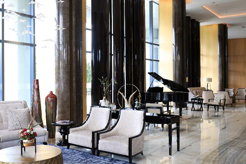 JHL Solitaire Gading Serpong - Lobi