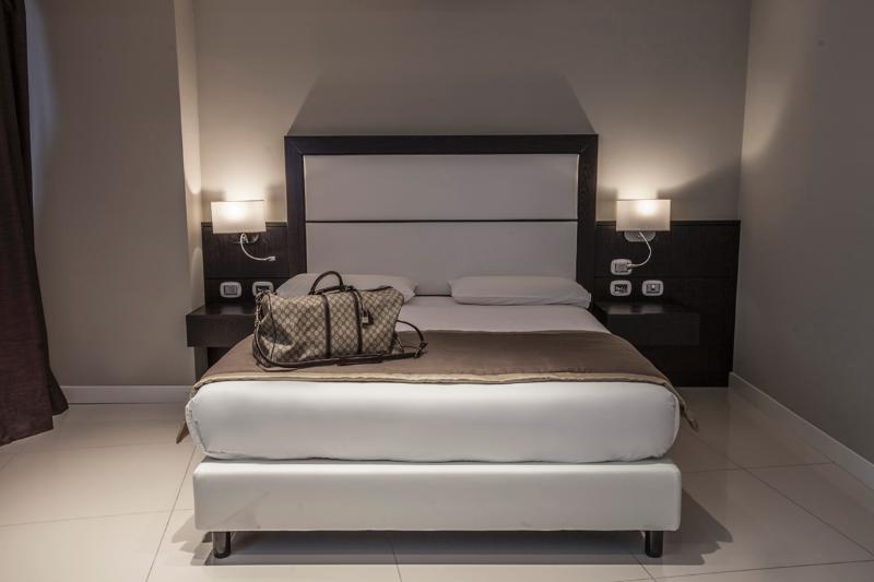 Marconi Hotel - Oda