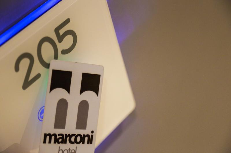 Marconi Hotel - Oda