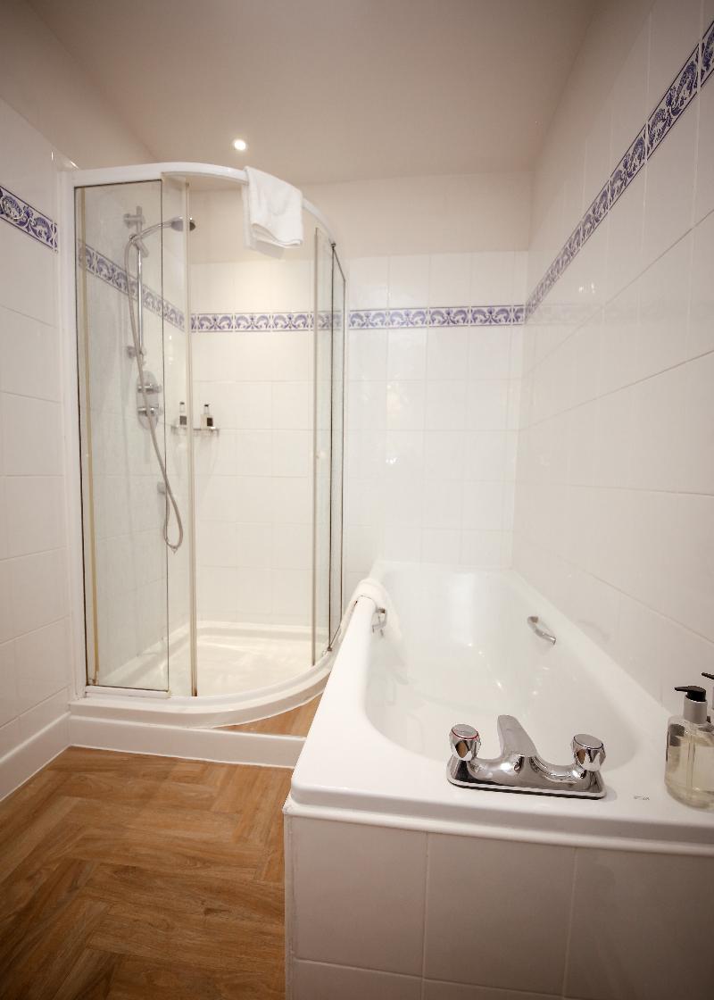 JA The Bruntsfield Edinburgh - Oda