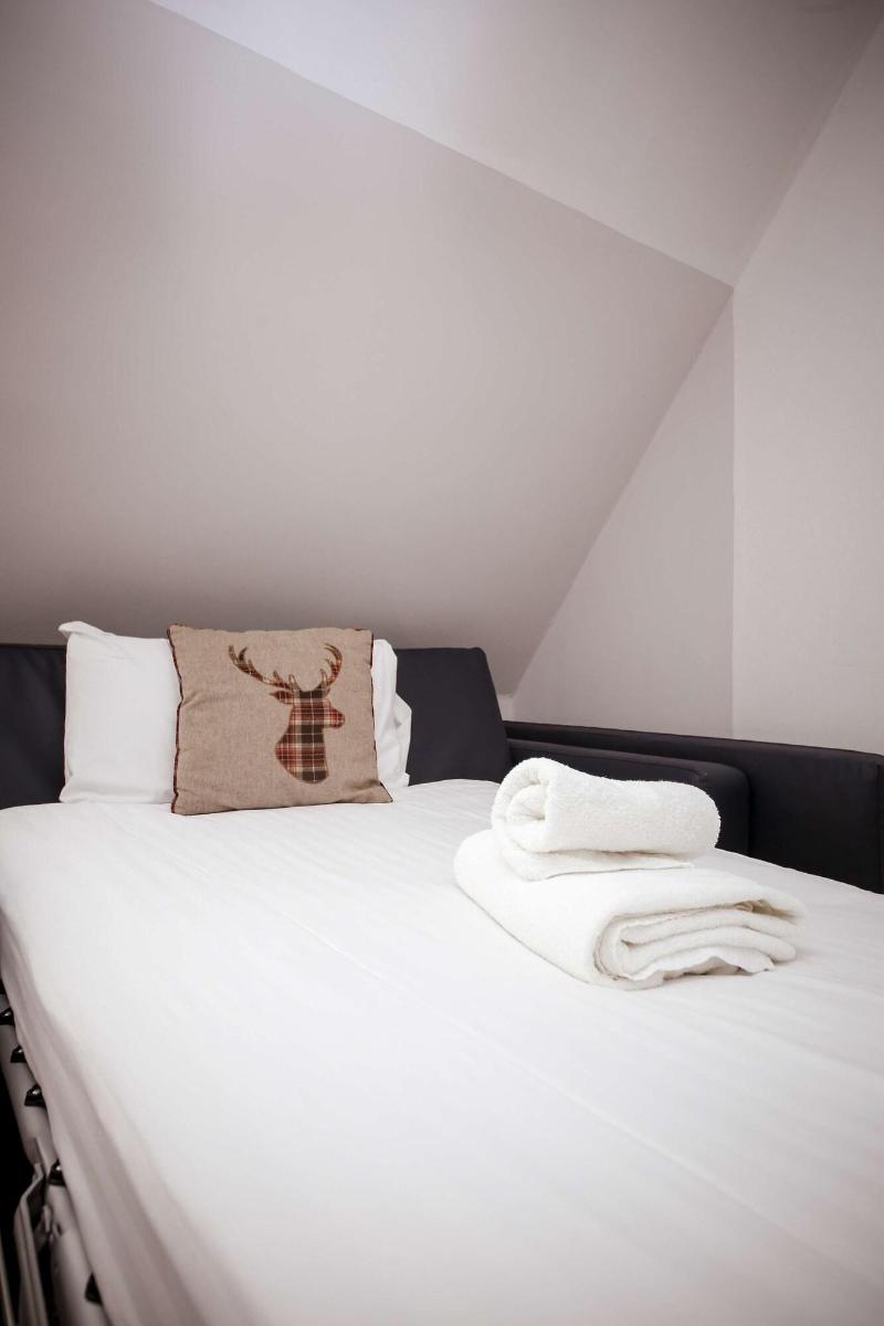 JA The Bruntsfield Edinburgh - Oda