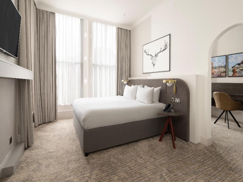 JA The Bruntsfield Edinburgh - Oda
