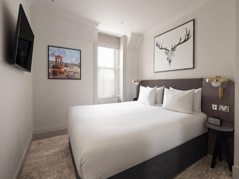 JA The Bruntsfield Edinburgh - Oda