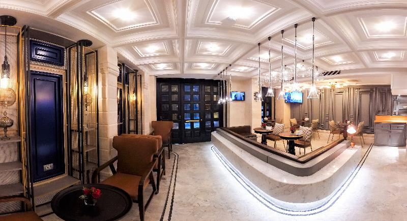 Maroon Hotel TomTom - Lobi
