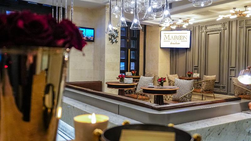 Maroon Hotel TomTom - Restoran