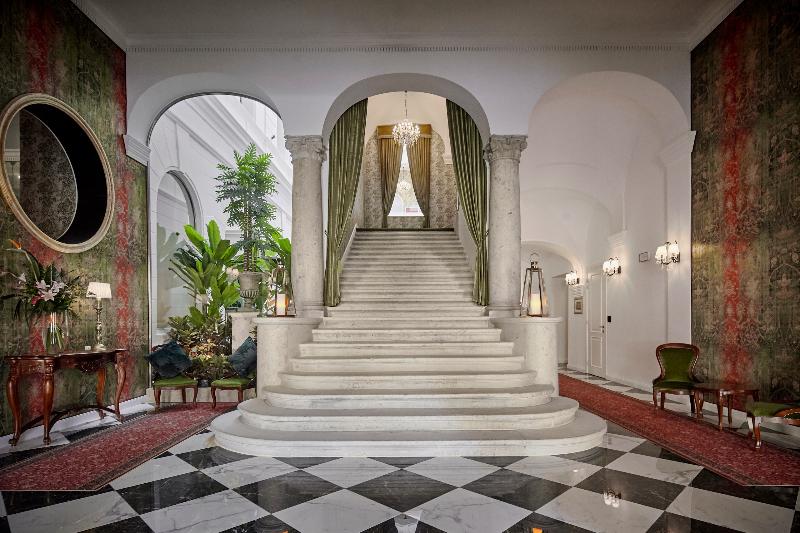 Mystery Hotel Budapest, Preferred Hotels & Resorts - Lobi