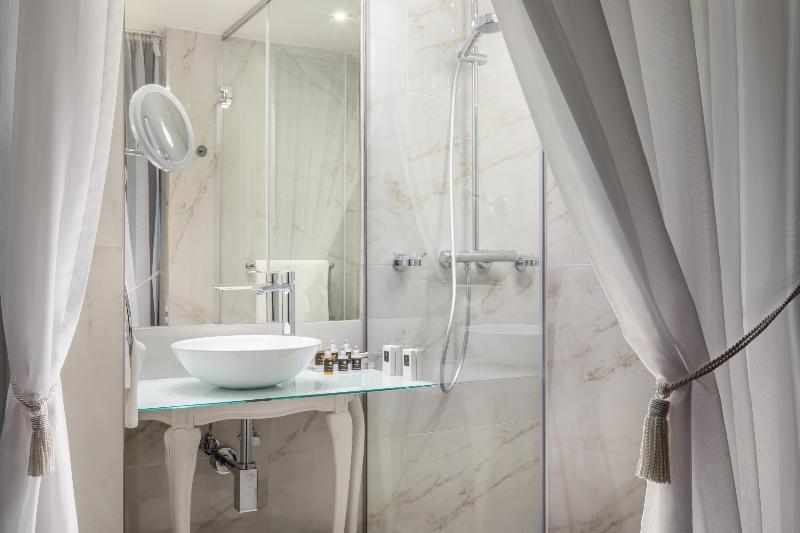 Mystery Hotel Budapest, Preferred Hotels & Resorts - Oda
