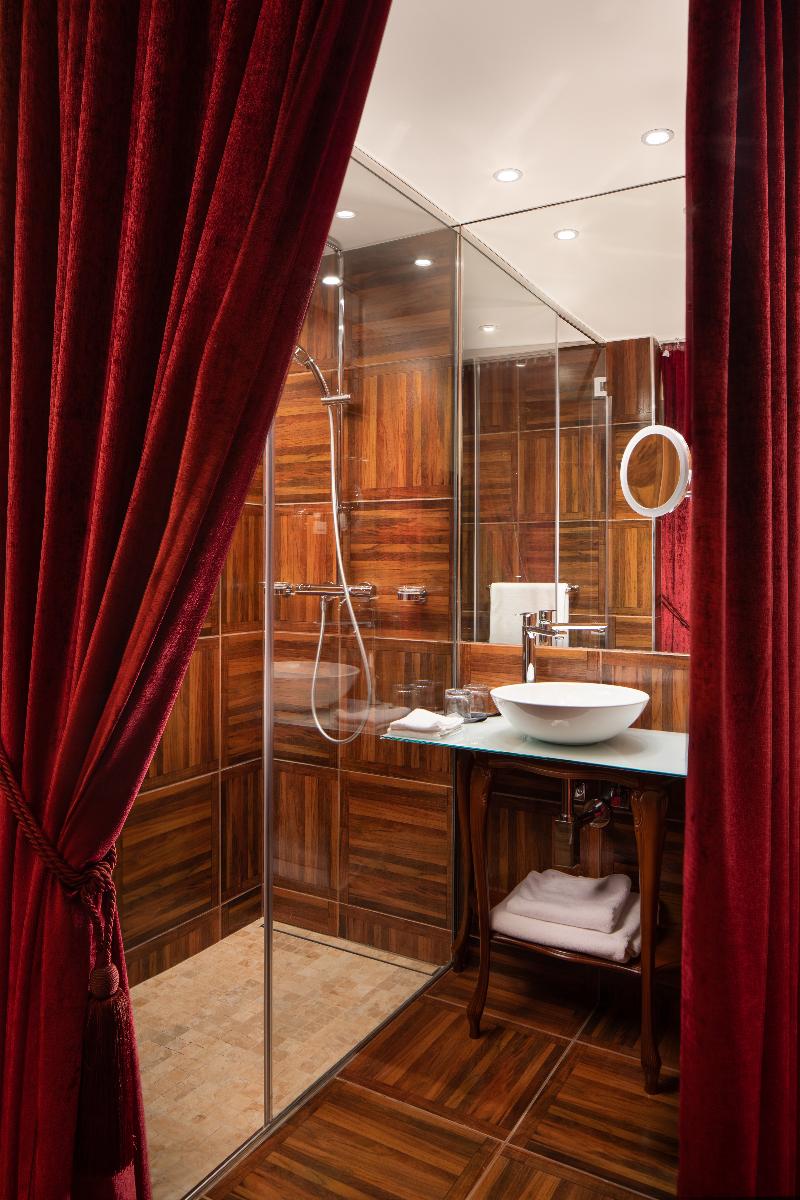 Mystery Hotel Budapest, Preferred Hotels & Resorts - Oda