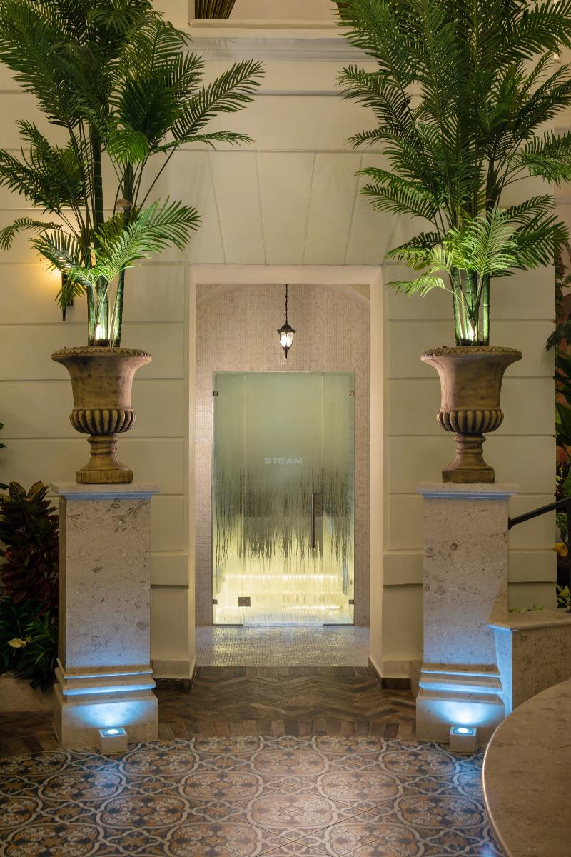 Mystery Hotel Budapest, Preferred Hotels & Resorts - Havuz