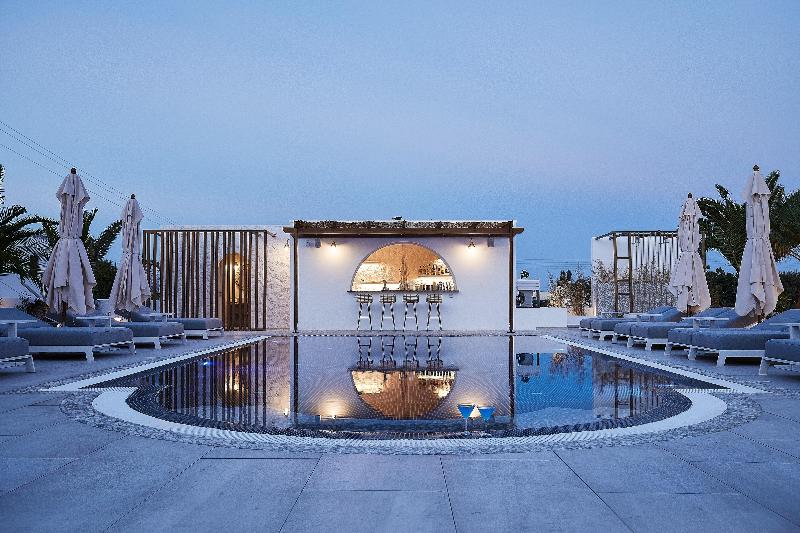 Petri Suites - Bar
