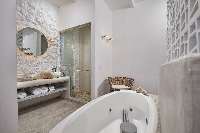 Petri Suites - Oda