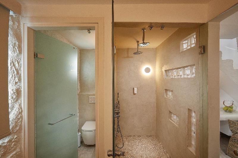 Petri Suites - Oda