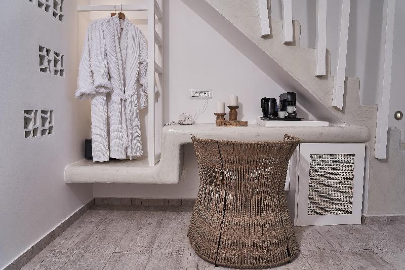 Petri Suites - Oda