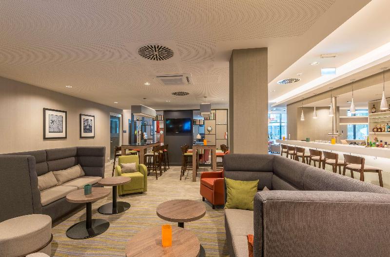 Hampton by Hilton Munich City West - Lobi