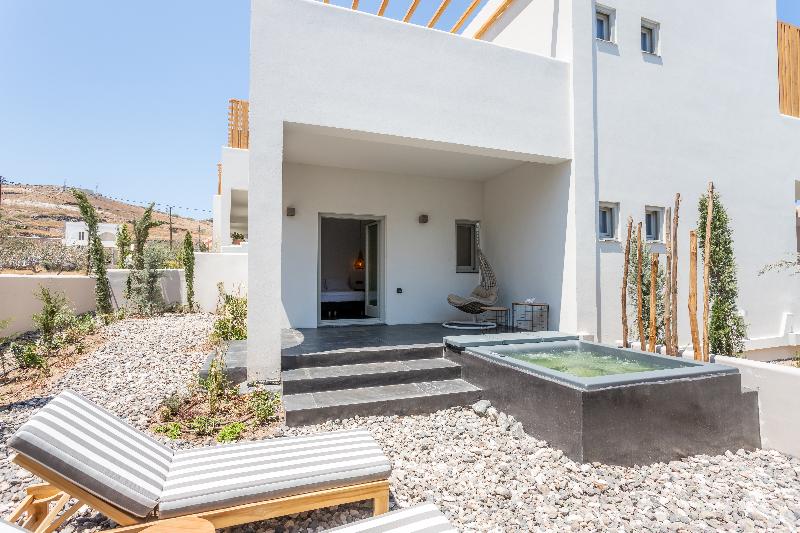 Aegean Gem - Oda