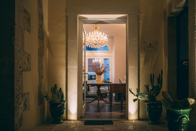 La Dépendance Hotel - Genel