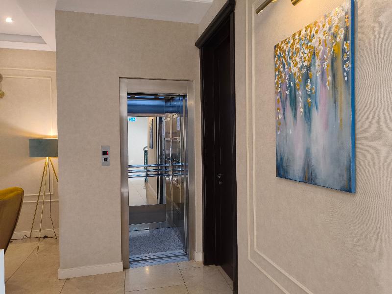Marionn Hotel - Lobi