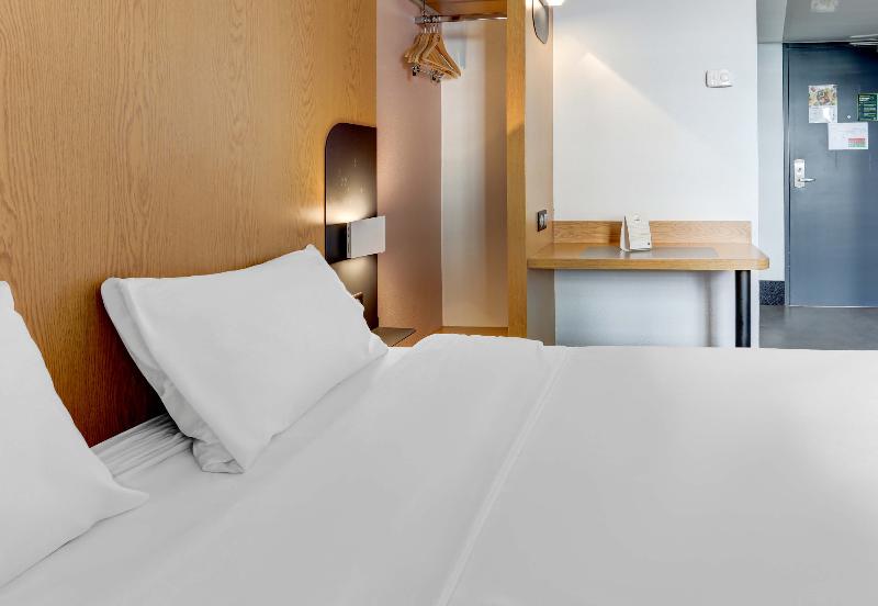B&B HOTEL Reims Centre Gare - Oda