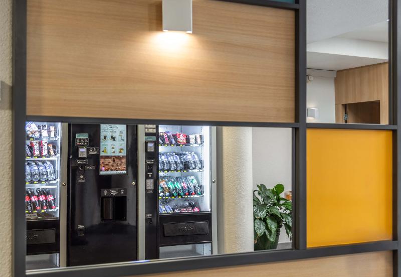 B&B HOTEL MONTPELLIER 1 - Lobi