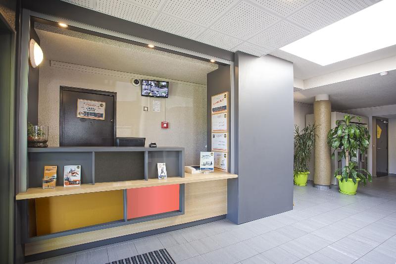 B&B HOTEL Lille Roubaix Campus Gare - Lobi
