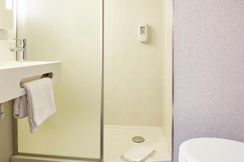 B&B HOTEL Lille Roubaix Campus Gare - Oda