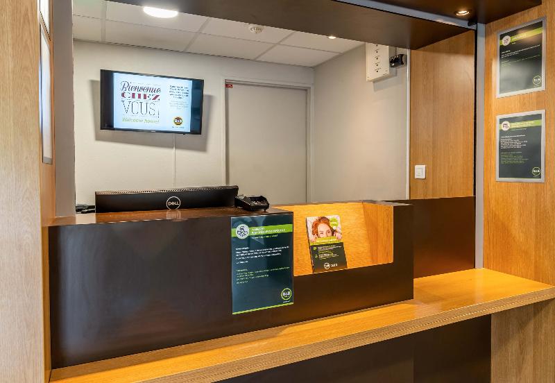 B&B HOTEL Aix En Provence Le Tholonet - Lobi