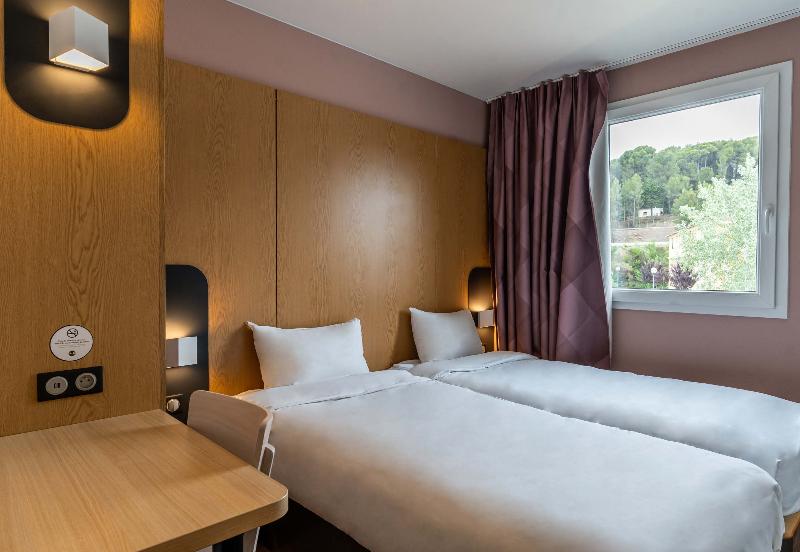 B&B HOTEL Aix En Provence Le Tholonet - Oda