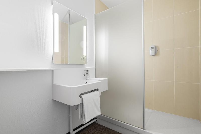 B&B HOTEL Lyon Centre Part-dieu Gambetta - Oda