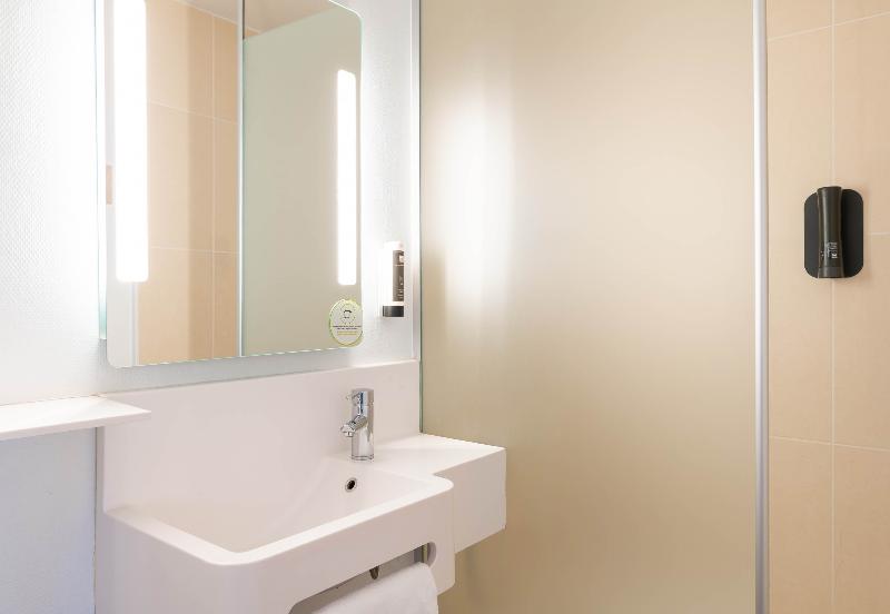 B&B HOTEL Lyon Centre Part-dieu Gambetta - Oda