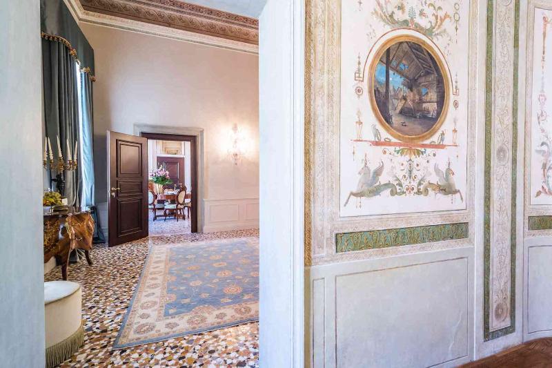 Nani Mocenigo Palace - Oda