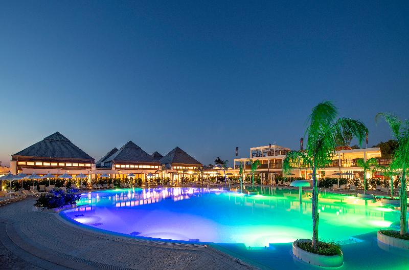 Valentino Resort - Havuz