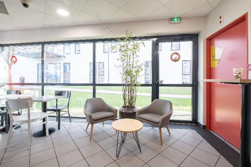 B&B HOTEL Lille Tourcoing Centre - Lobi